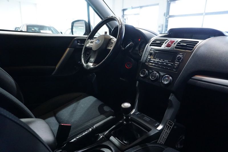 Subaru Forester bild 14
