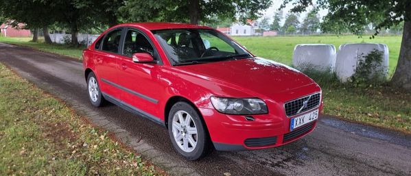Volvo S40 2.4 Euro 4, Svensksåld, bilen ör i bra skick - 2006