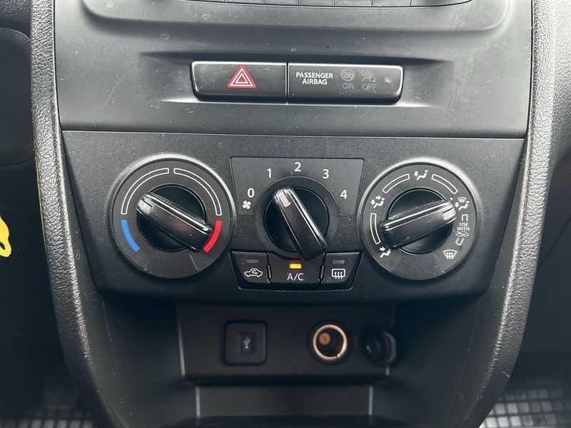 Suzuki Vitara bild 15