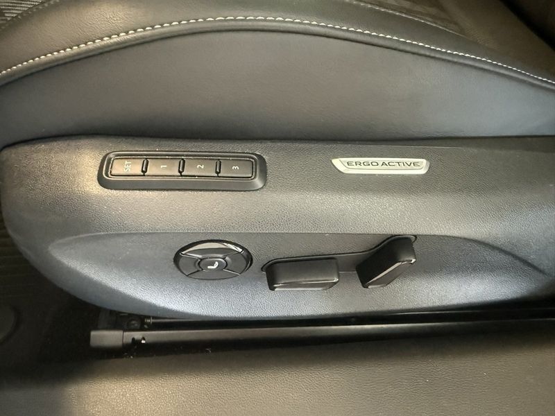 Volkswagen Passat bild 17