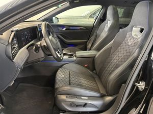 Volkswagen Passat bild 6