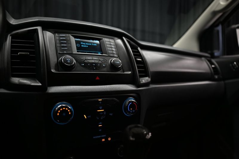 Ford Ranger bild 25