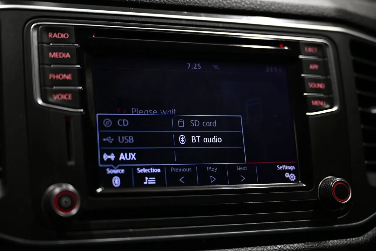 Vehicle image 20