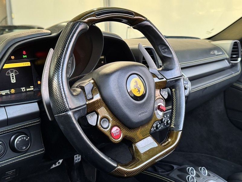 Ferrari 458 bild 16