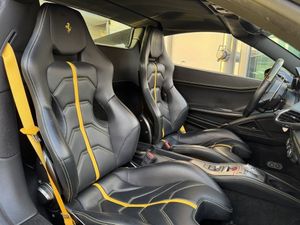 Ferrari 458 bild 11