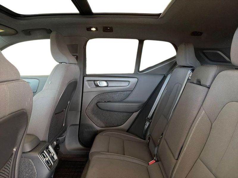 Volvo EX40 bild 12