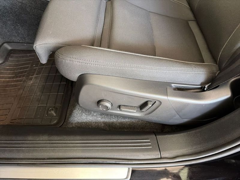 Volvo EX40 bild 11
