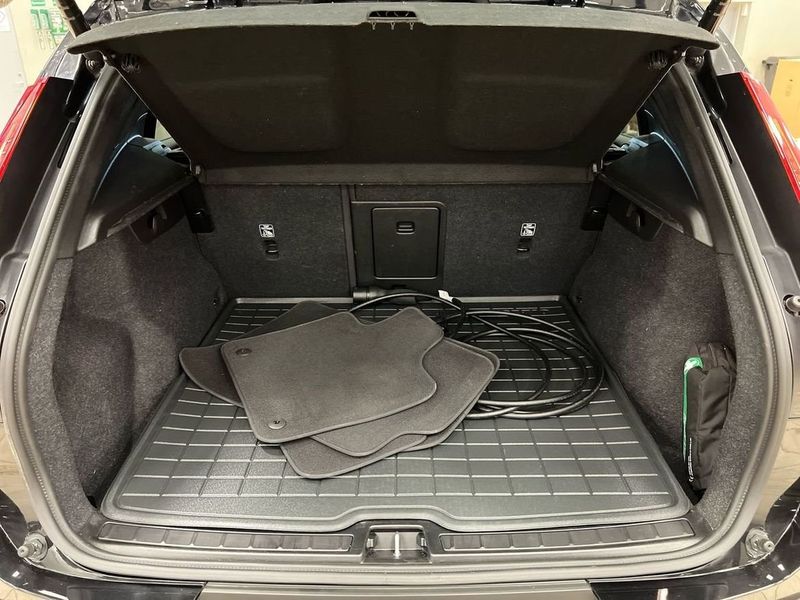 Volvo EX40 bild 25