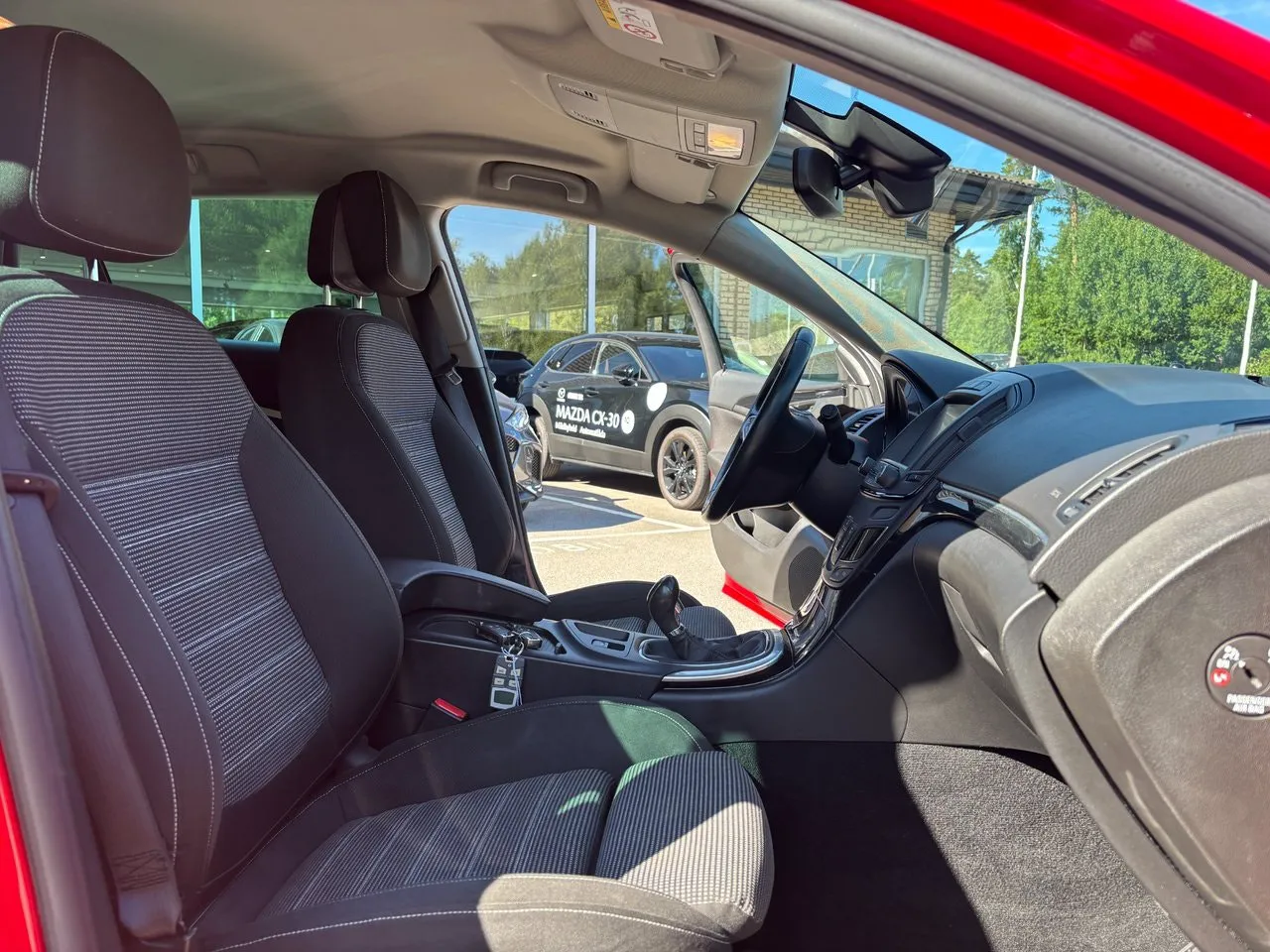 Vehicle image 13