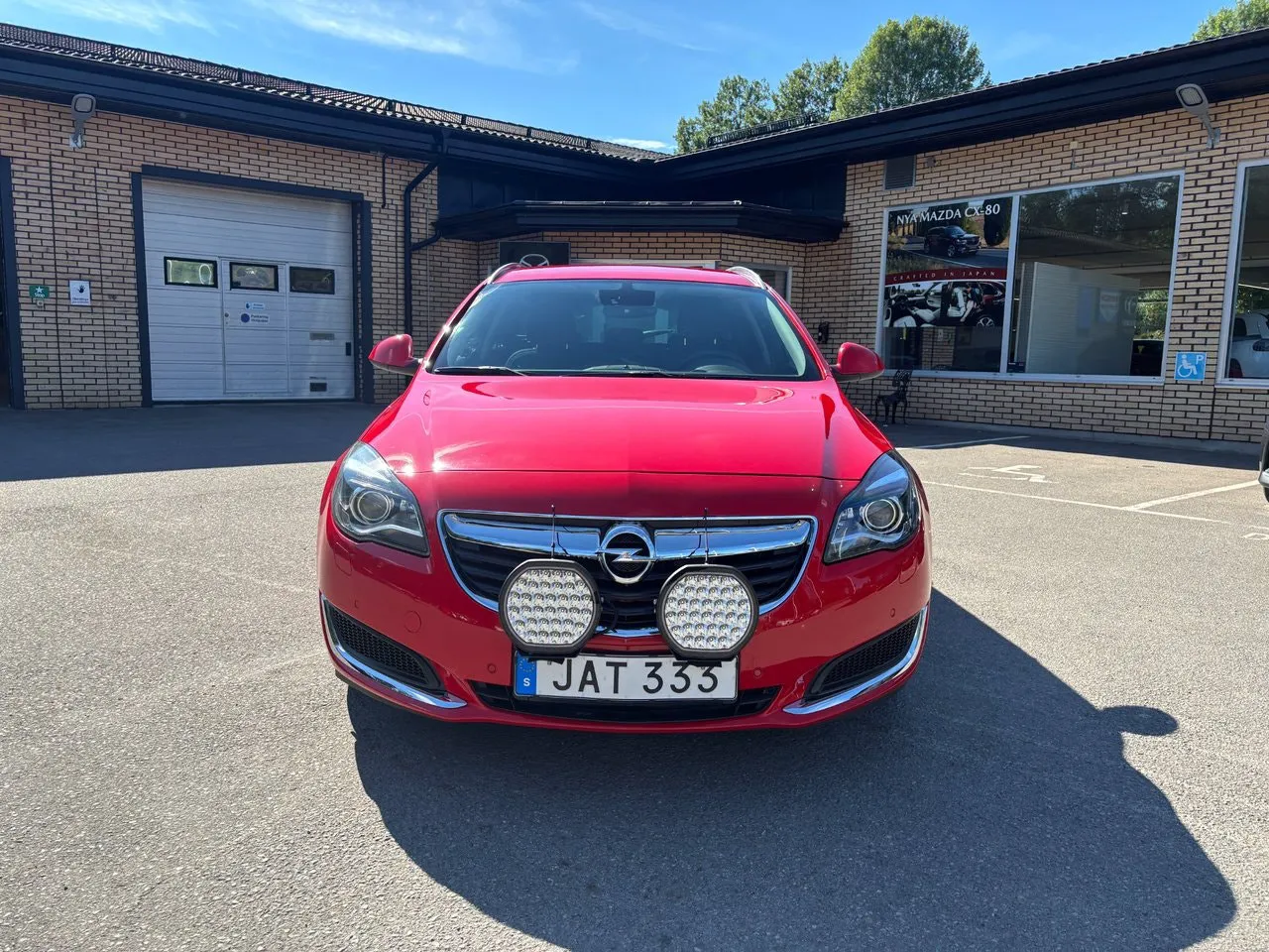 Vehicle image 7