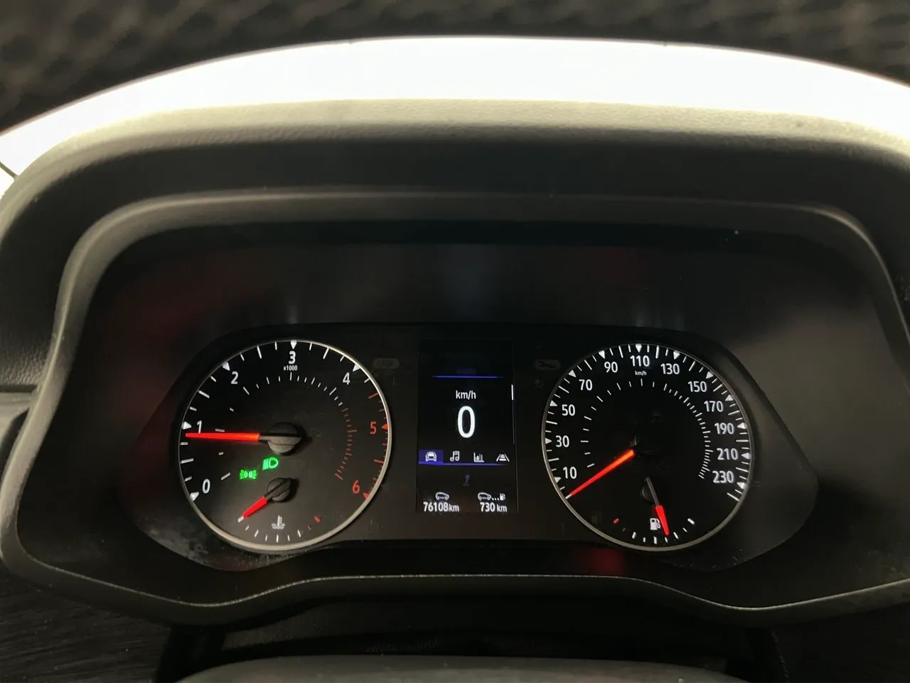 Vehicle image 18