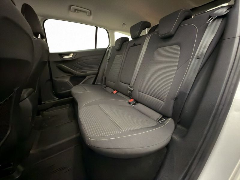 Ford Focus bild 16