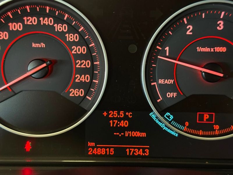 BMW 320 bild 8