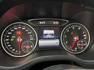 Mercedes B180 bild 13