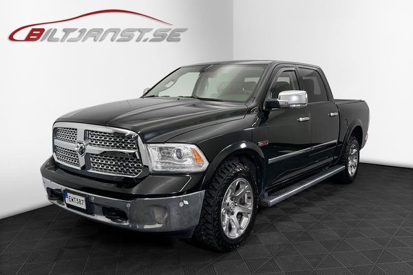 RAM 1500 3.0 V6 LARAMIE 4x4 | MOMSBIL - 2015