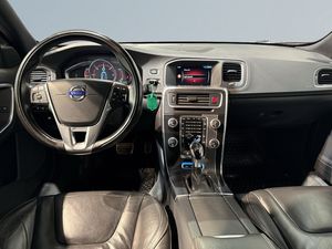 Volvo V60 bild 8