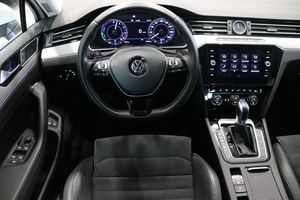 Volkswagen Passat bild 15