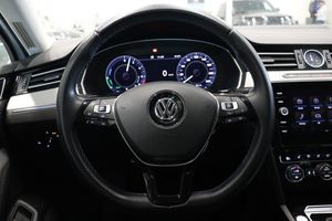 Volkswagen Passat bild 16