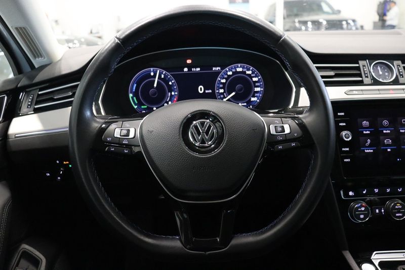 Volkswagen Passat bild 16