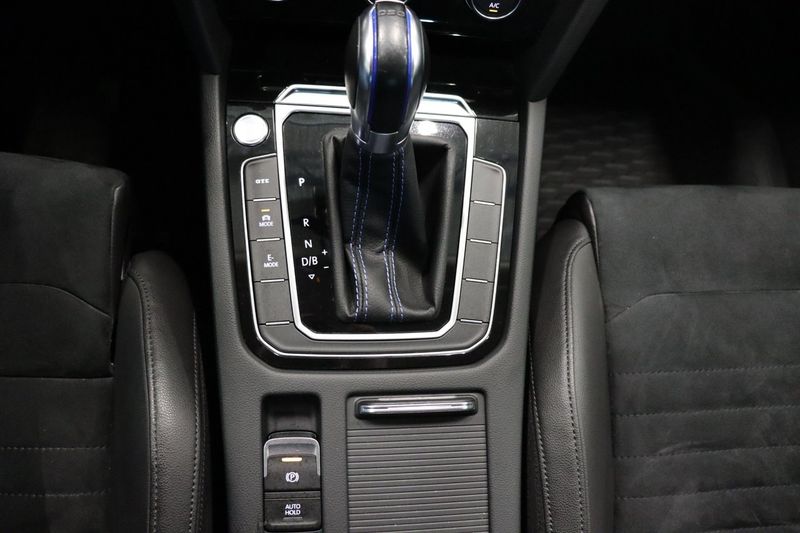 Volkswagen Passat bild 25