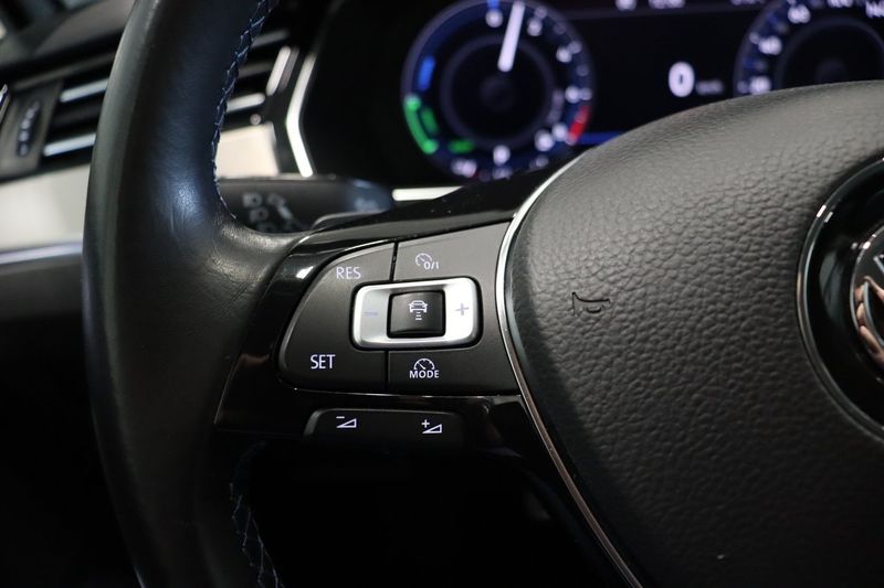 Volkswagen Passat bild 18