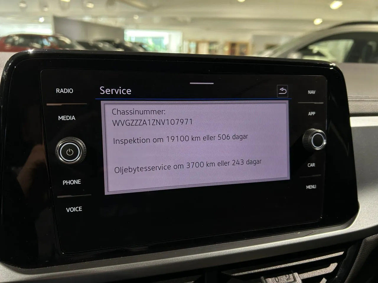 Vehicle image 20