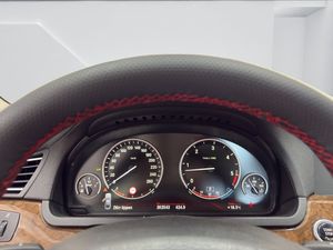 BMW 740 bild 13