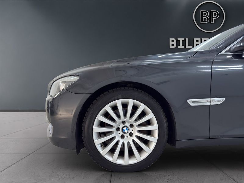 BMW 740 bild 17