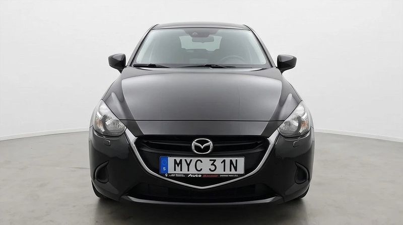 Mazda 2 bild 2