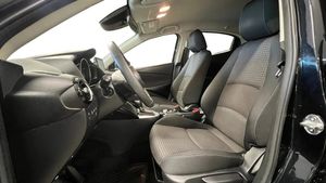 Mazda 2 bild 9