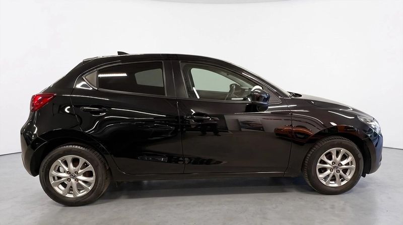 Mazda 2 bild 3