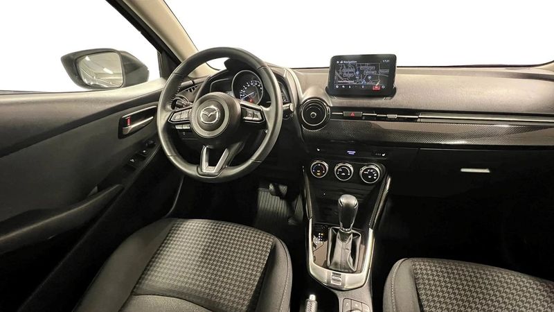 Mazda 2 bild 6