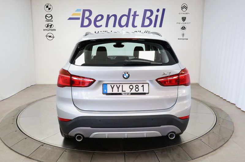 BMW X1 bild 8
