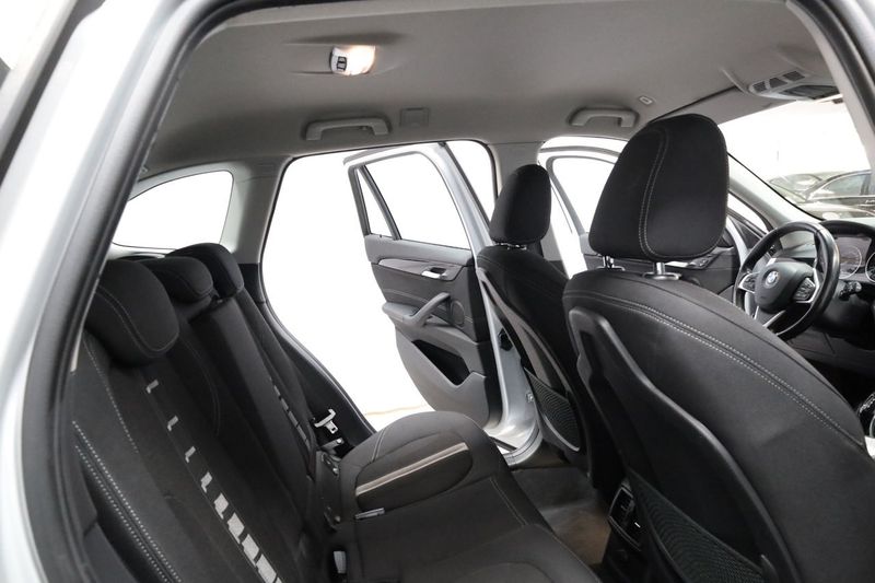 BMW X1 bild 16