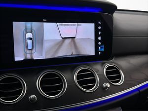 Mercedes E300 bild 18