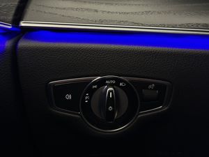 Mercedes E300 bild 32