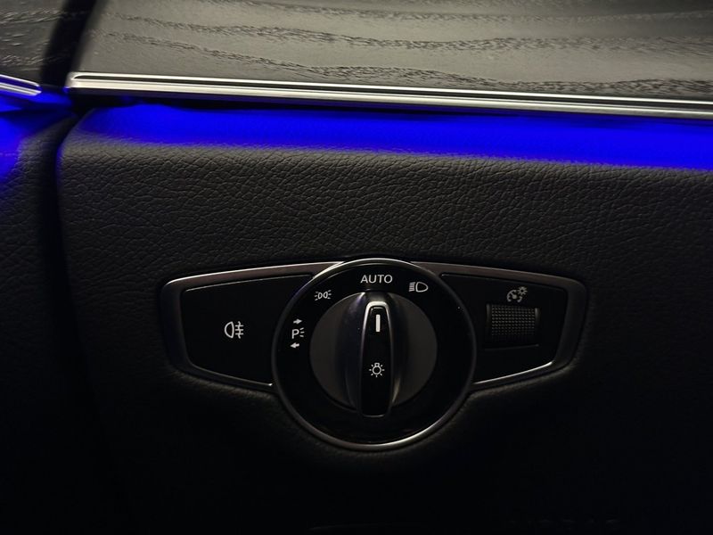 Mercedes E300 bild 32
