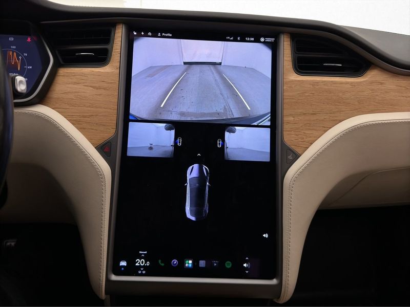Tesla Model S bild 21