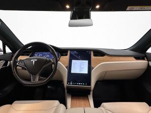 Tesla Model S bild 16
