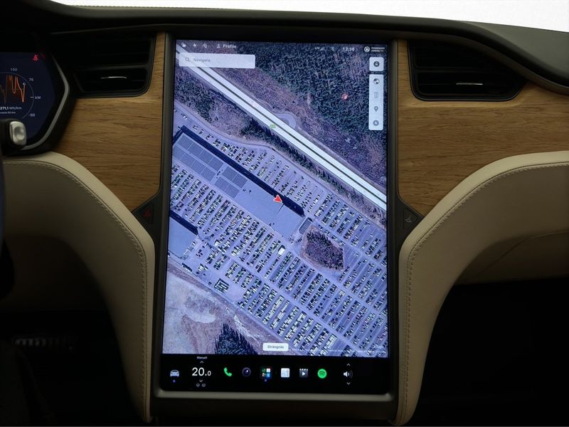 Tesla Model S bild 22