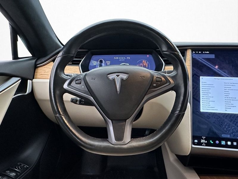 Tesla Model S bild 12