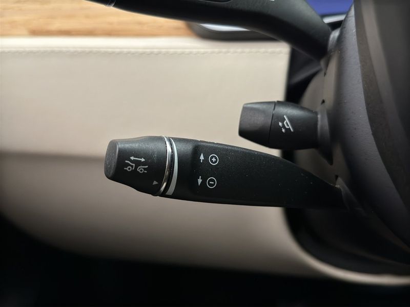 Tesla Model S bild 20