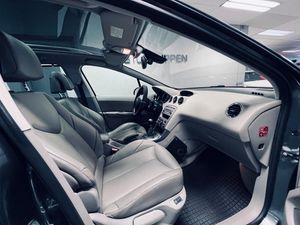Peugeot 308 SW bild 9