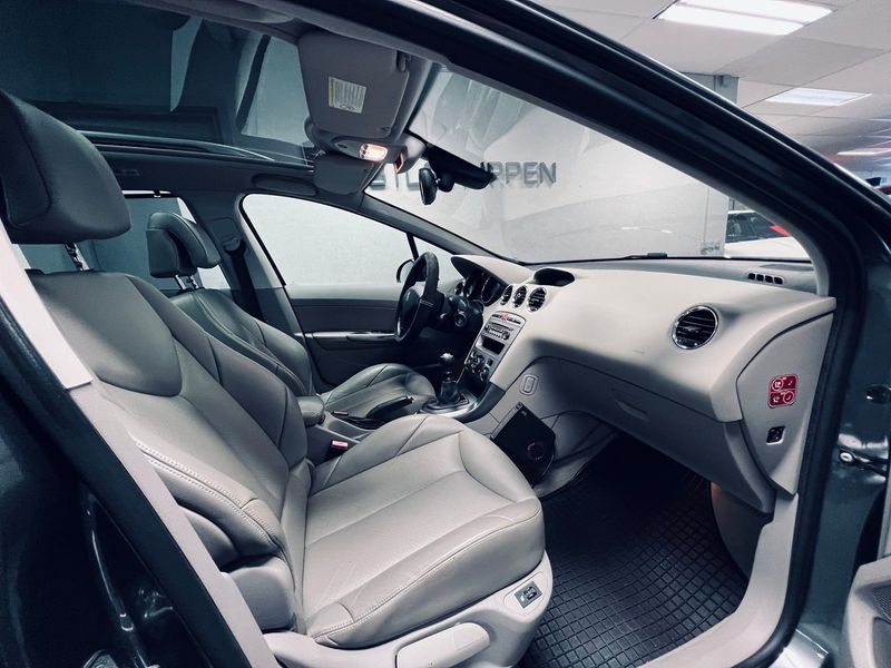 Peugeot 308 SW bild 9