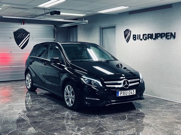 Mercedes B180 7G-DCT Urban|Drag|M-värmare|Backkamera|Fullservad| - 2017