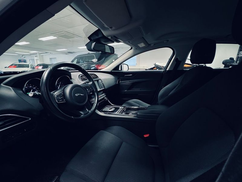 Jaguar XE bild 10