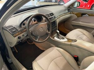 Mercedes E240 bild 8