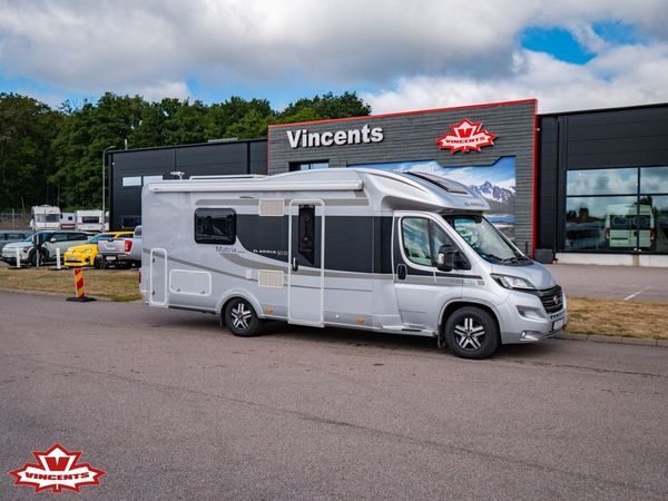 Adria Matrix M 670 SLT *Långbädd *Toa bak *Solcell - 2015