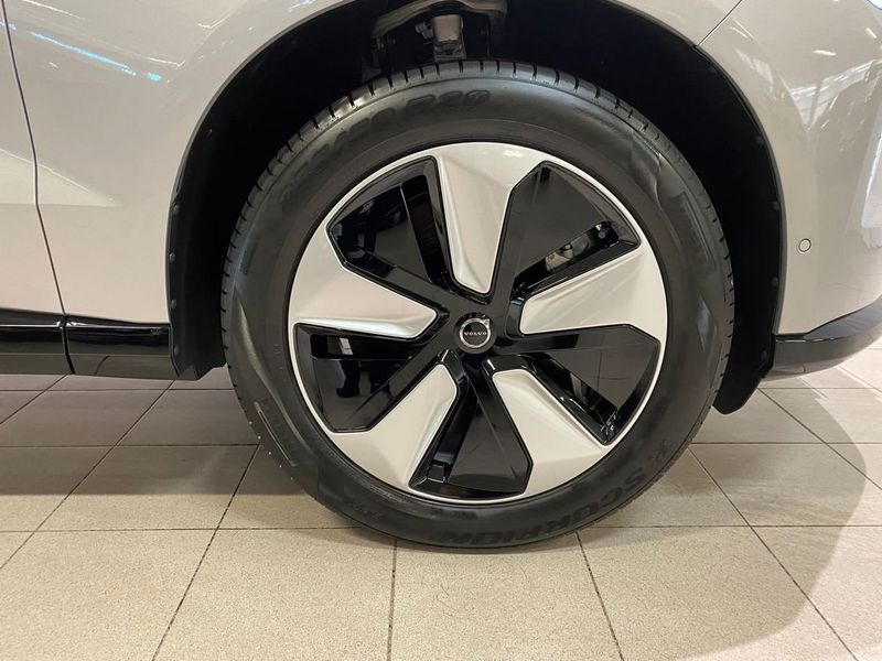 Volvo EX90 bild 3