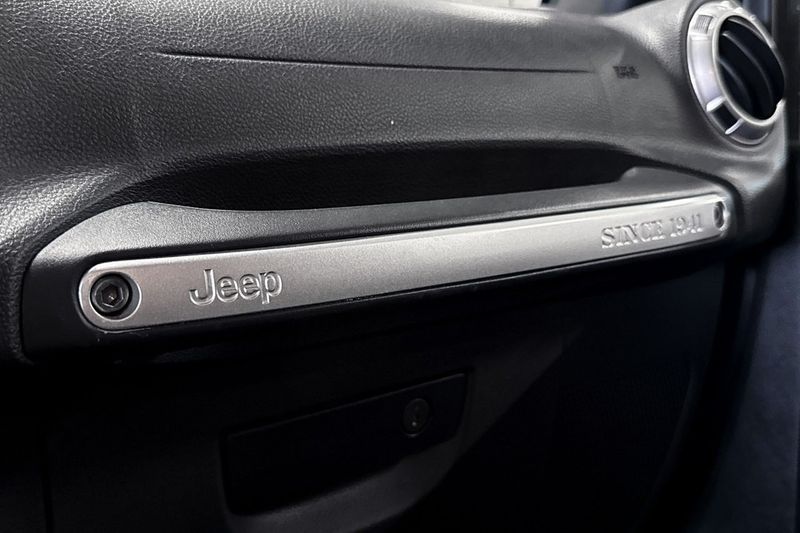 Jeep Wrangler Unlimited bild 18